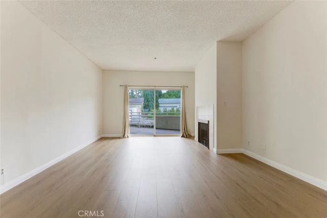 2900 Fairway Avenue 407, La Crescenta, CA 91214