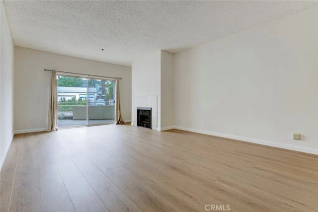 2900 Fairway Avenue 407, La Crescenta, CA 91214