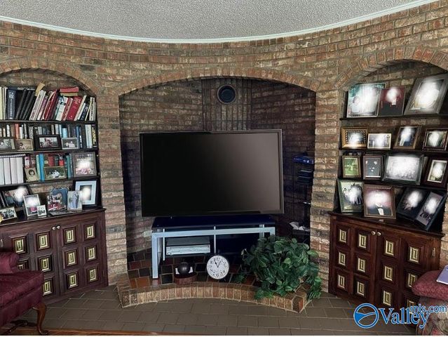 271 Myles Street, Albertville, AL 35951