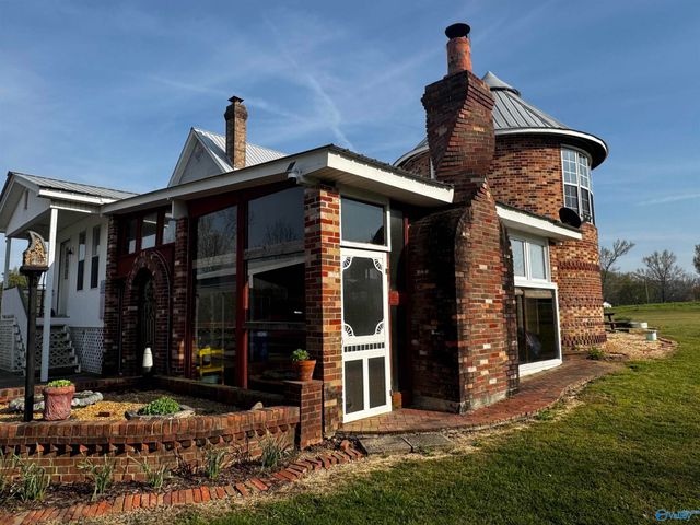 271 Myles Street, Albertville, AL 35951