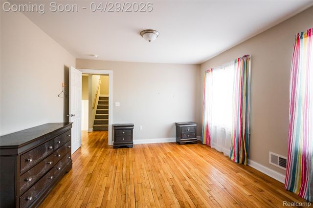 11164 E Outer Drive, Detroit, MI 48224
