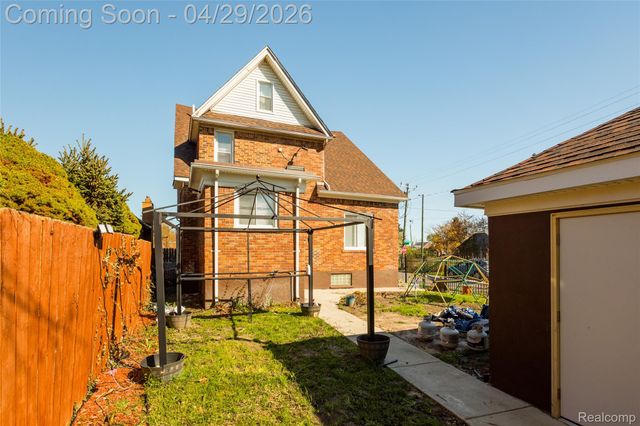 11164 E Outer Drive, Detroit, MI 48224