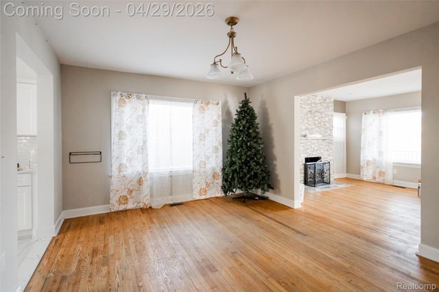 11164 E Outer Drive, Detroit, MI 48224