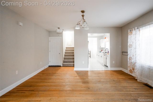 11164 E Outer Drive, Detroit, MI 48224