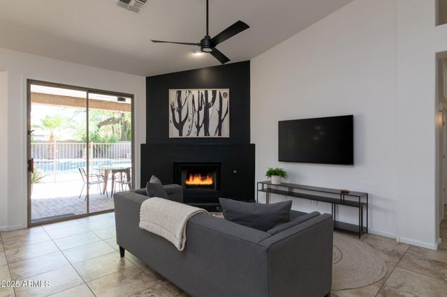 6785 E EVANS Drive, Scottsdale, AZ 85254