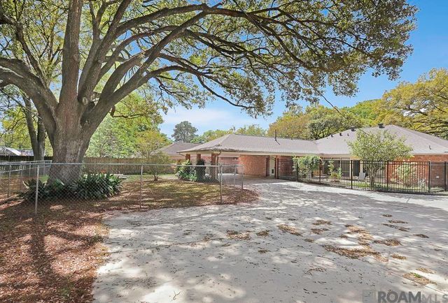 991 Colonial Dr, Baton Rouge, LA 70806