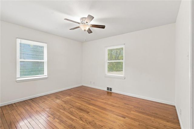 11109 Elmwood Avenue, Kansas City, MO 64137