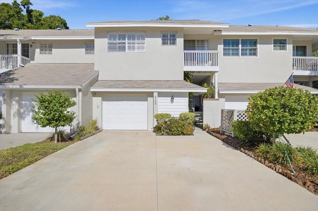 5103 S JULES VERNE COURT, Tampa, FL 33611