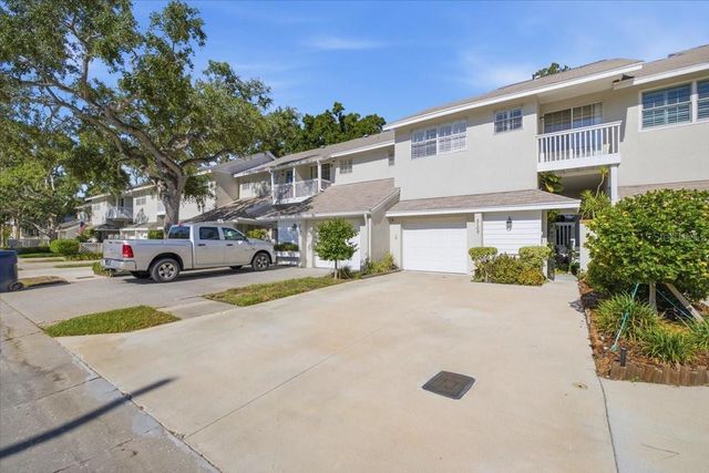 5103 S JULES VERNE COURT, Tampa, FL 33611