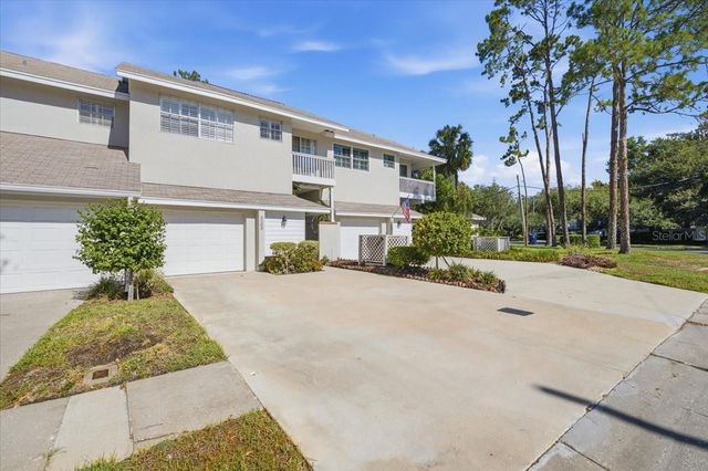 5103 S JULES VERNE COURT, Tampa, FL 33611