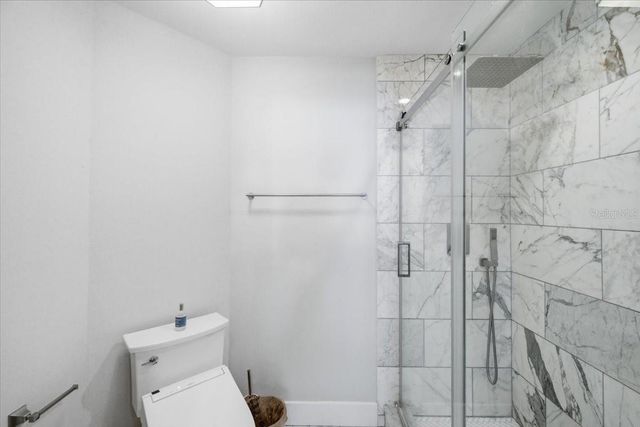 5103 S JULES VERNE COURT, Tampa, FL 33611