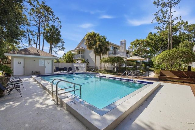 5103 S JULES VERNE COURT, Tampa, FL 33611
