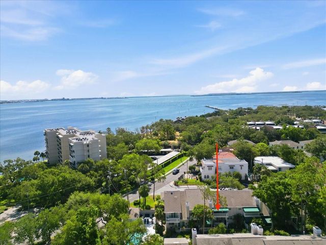 5103 S JULES VERNE COURT, Tampa, FL 33611