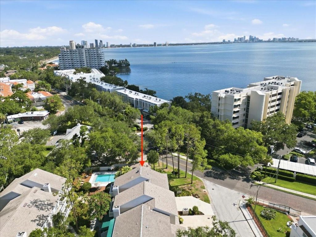 5103 S JULES VERNE COURT, Tampa, FL 33611