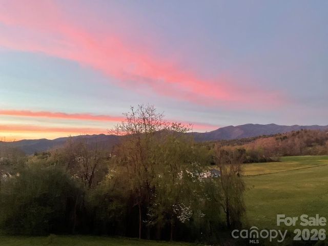 101 Mill Street, Hayesville, NC 28904