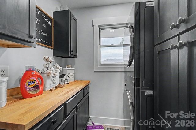 101 Mill Street, Hayesville, NC 28904