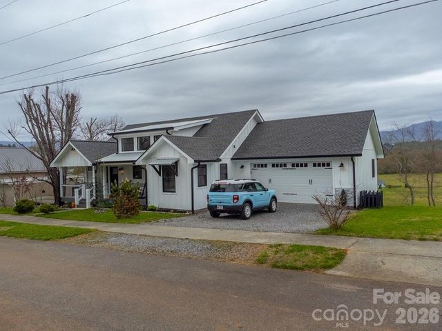 101 Mill Street, Hayesville, NC 28904