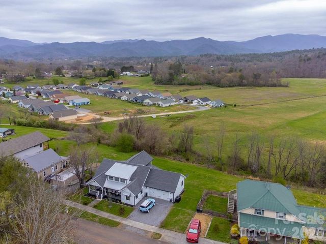 101 Mill Street, Hayesville, NC 28904