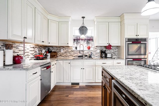 68 Charlene Ct, Taylorsville, KY 40071