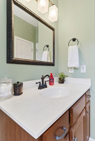 1015 Stafford Ct, Hendersonville, TN 37075