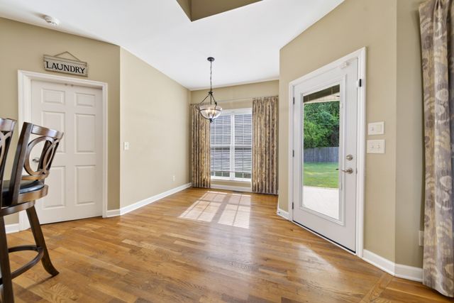 1015 Stafford Ct, Hendersonville, TN 37075