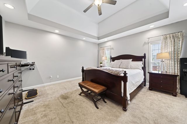 1015 Stafford Ct, Hendersonville, TN 37075