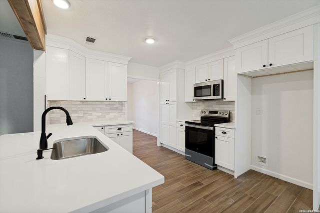 14210 Turtle Rock, San Antonio, TX 78232