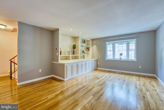 11719 DRY RIVER CT, Reston, VA 20191