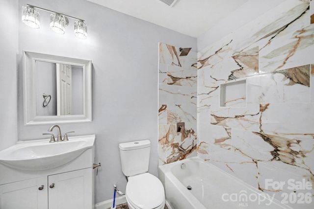 411 N Mulberry Street, Cherryville, NC 28021