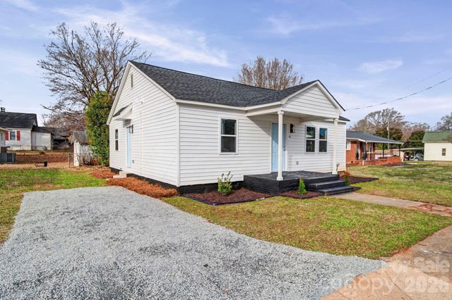 411 N Mulberry Street, Cherryville, NC 28021