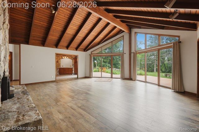 8475 Knox Road, Springfield Charter Township, MI 48348