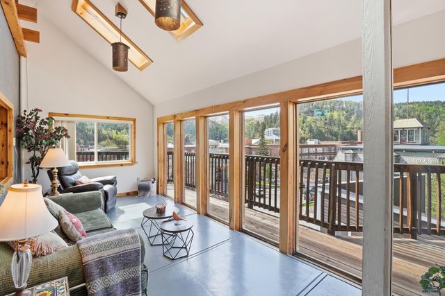 10 CENTENNIAL, Deadwood, SD 57732