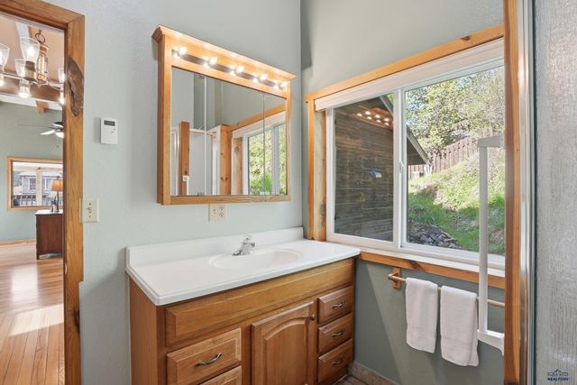 10 CENTENNIAL, Deadwood, SD 57732