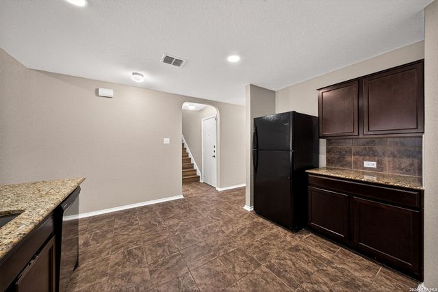 469 EASTERN PHOEBE, San Antonio, TX 78253