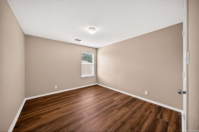 469 EASTERN PHOEBE, San Antonio, TX 78253