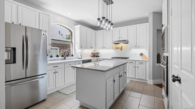 1158 Bluff Forest, San Antonio, TX 78248