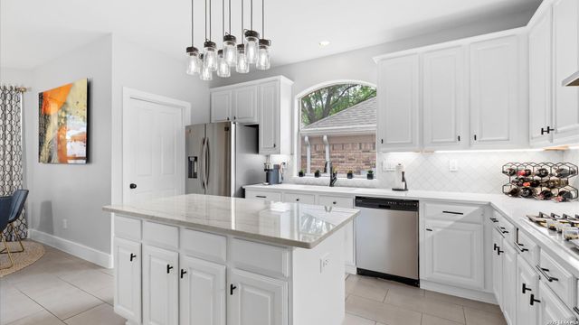 1158 Bluff Forest, San Antonio, TX 78248