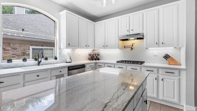 1158 Bluff Forest, San Antonio, TX 78248