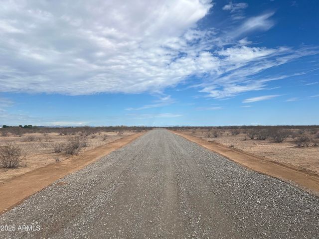 xxx N 243rd Avenue -, Wittmann, AZ 85361