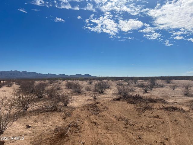 xxx N 243rd Avenue -, Wittmann, AZ 85361