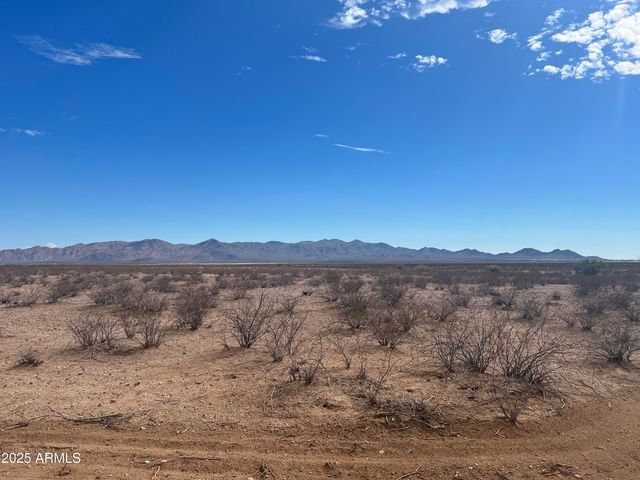 xxx N 243rd Avenue -, Wittmann, AZ 85361