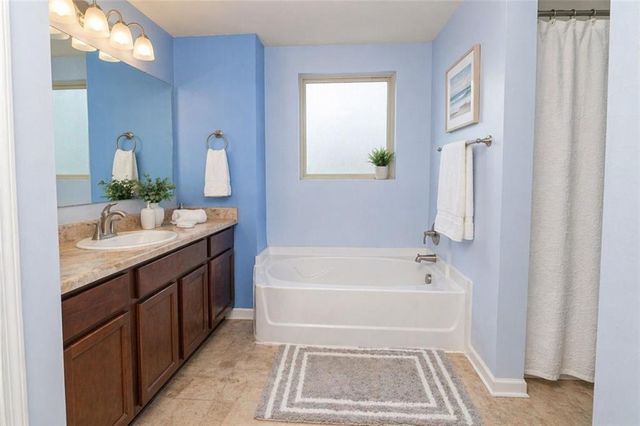 2084 Sawgrass Drive, Lovejoy, GA 30228