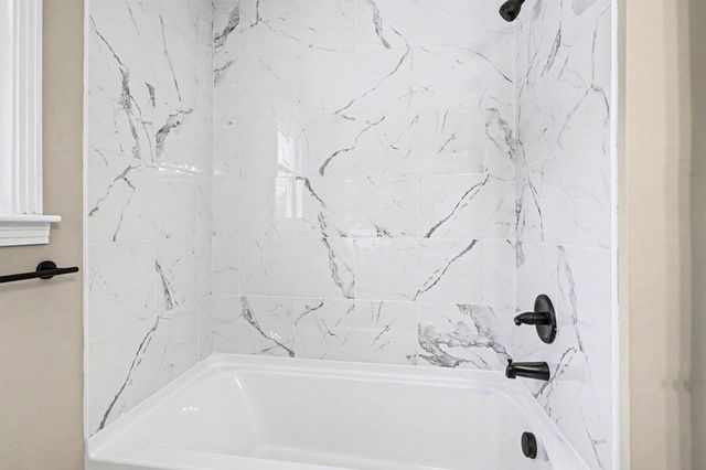 2117 Ferry Rd, Clarksville, TN 37040