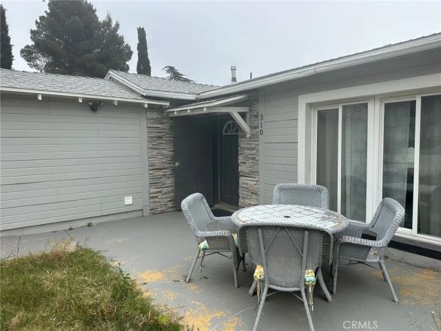 310 Santa Rita Place, Banning, CA 92220
