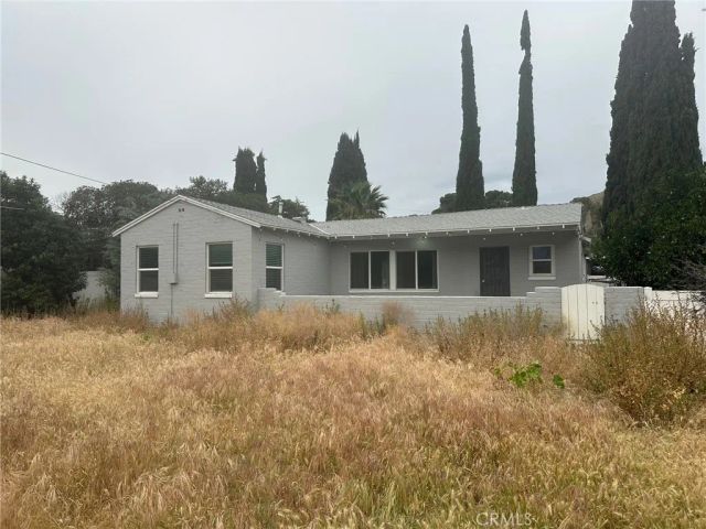 310 Santa Rita Place, Banning, CA 92220