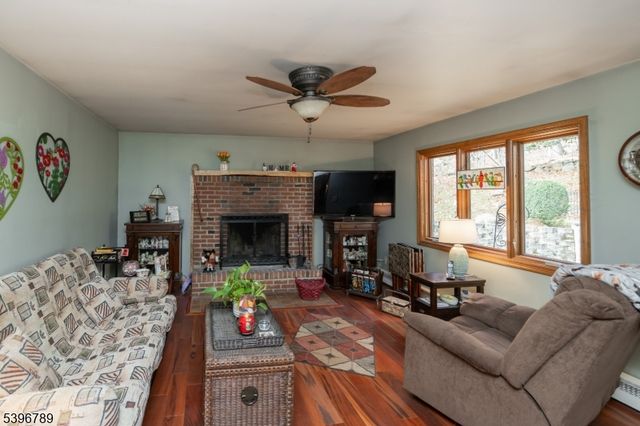 355 Rockport Rd, Mansfield Twp., NJ 07865