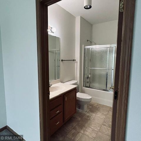 8341 Lyndale Avenue S 424, Bloomington, MN 55420