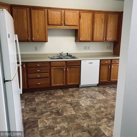 8341 Lyndale Avenue S 424, Bloomington, MN 55420