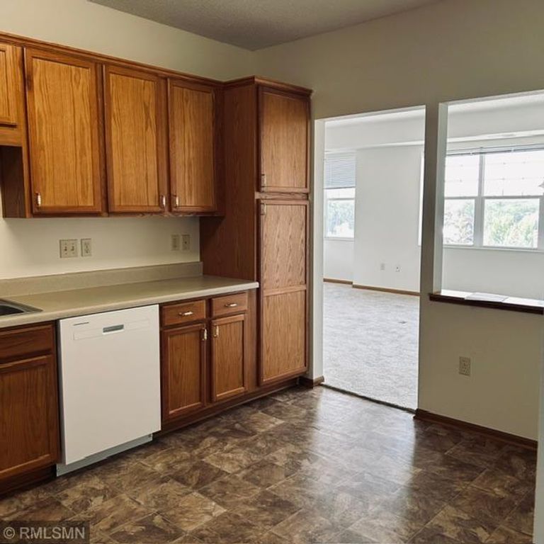 8341 Lyndale Avenue S 424, Bloomington, MN 55420 — photo 4