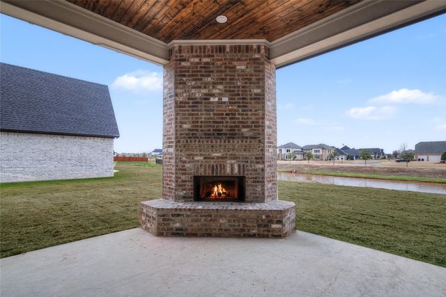 210 Tidewater Circle, Bossier City, LA 71111